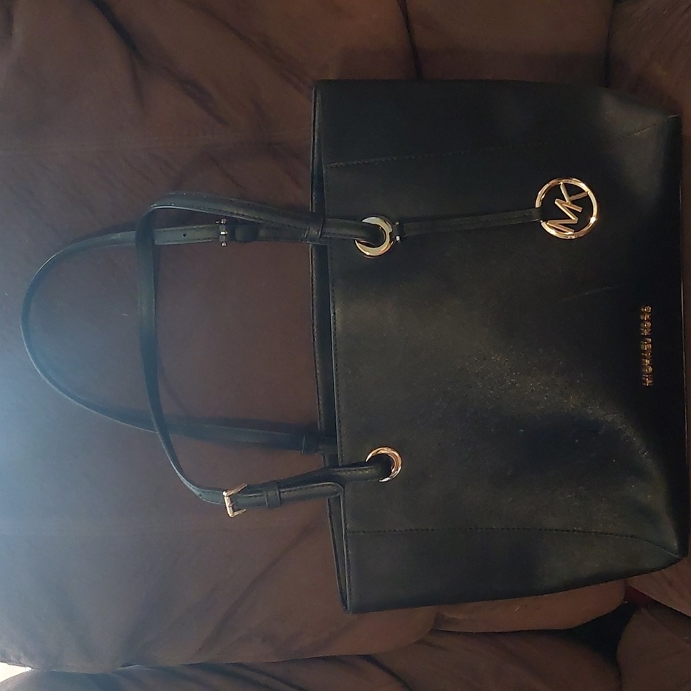 MICHAEL KORS SAFFIANO LEATHER BLACK TOTE BAG PURSE